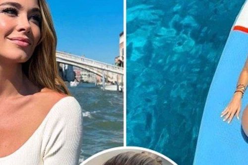 'Thánh' Karius chinh phục thành công nữ MC quyến rũ nhất Italia