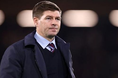 HLV Steven Gerrard bị Aston Villa sa thải