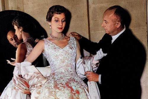 Christian Dior - Gã khổng lồ thời trang thế kỷ 20 không được lòng quý cô Chanel