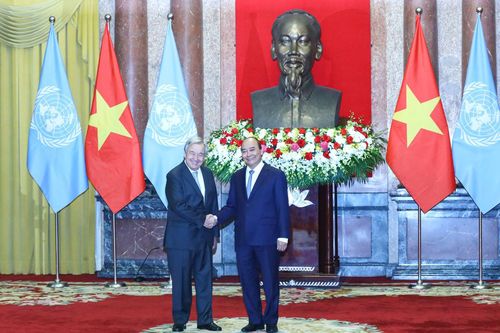 Chủ tịch nước Nguyễn Xuân Phúc chủ trì Lễ đón Tổng Thư ký Liên hợp quốc Antonio Guterres