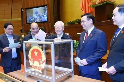 Miễn nhiệm Tổng Kiểm toán nhà nước và Bộ trưởng Bộ Giao thông Vận tải