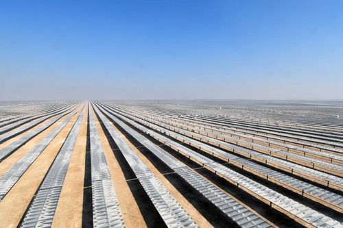 Nhà máy điện mặt trời 800 MW trên sa mạc Qatar