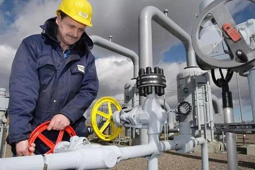 Đức duyệt quỹ 200 tỷ euro giải quyết khủng hoảng năng lượng