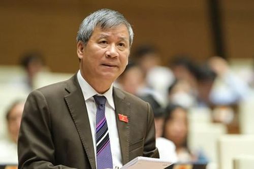 'Y tế trong cả nước đang chao đảo'