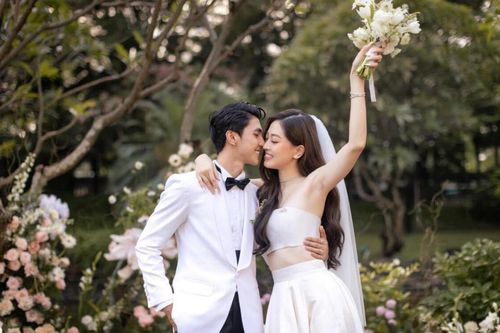 Nối tiếp đám cưới Bình An, Hoa hậu Ngọc Hân tiết lộ một cầu thủ sắp lên xe hoa?