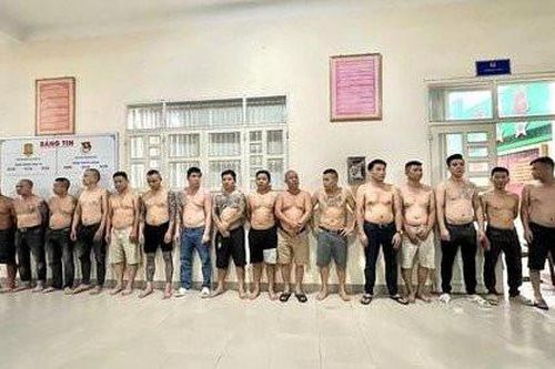 Đồng Nai: Triệt phá sòng bạc của băng nhóm giang hồ, bắt giữ 18 đối tượng
