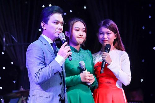 Mạnh Quỳnh nhận 2 con gái của Phi Nhung làm con nuôi