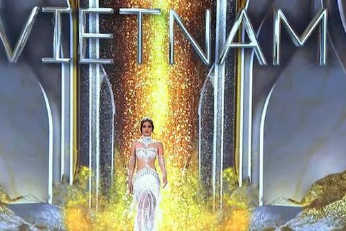 Hoa hậu Đoàn Thiên Ân 'lột xác' trong bán kết Hoa hậu Hòa bình Quốc tế 2022