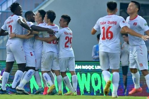 Hàng thủ mắc sai lầm, Hà Nội FC thua cay đắng Hải Phòng
