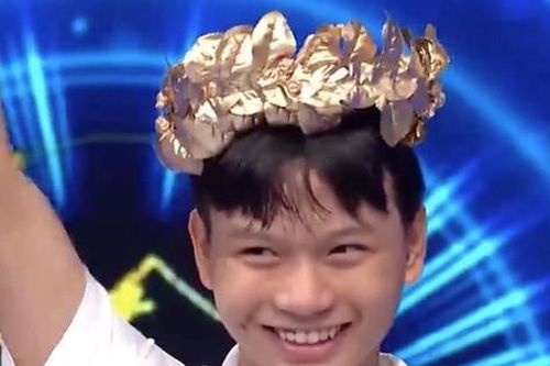 Nam sinh Thừa Thiên - Huế giành vòng nguyệt quế vào trận thi tháng đầu tiên Olympia 23