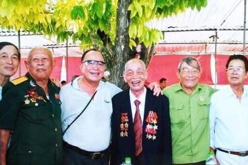Dòng sữa mẹ cứu sống thương binh