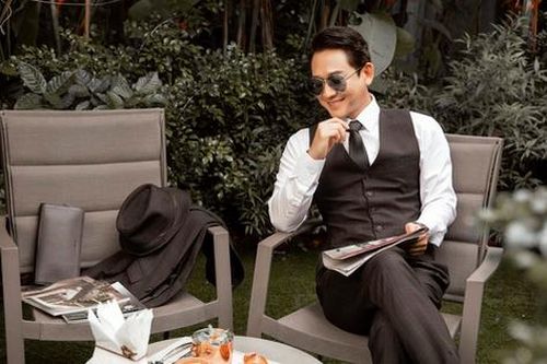 'Soái ca màn ảnh' Hứa Vĩ Văn trải lòng về những đau thương trong cuộc sống