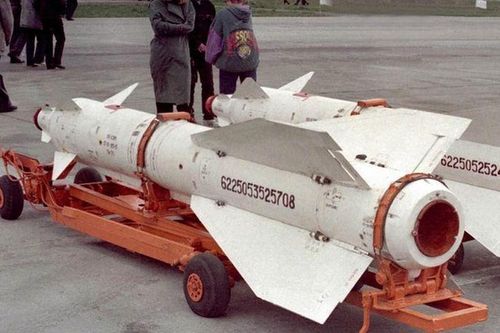Tiêm kích Su-30SM tích cực dùng tên lửa Kh-29 tấn công mục tiêu mặt đất