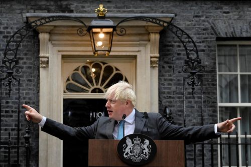 Ông Johnson vỡ mộng tạo bước ngoặt phi thường