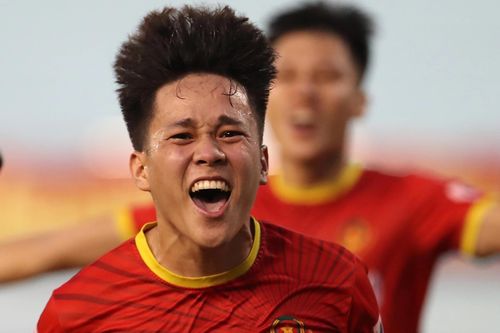CLB Công An Nhân Dân vỡ òa cảm xúc sau khi thăng hạng V.League