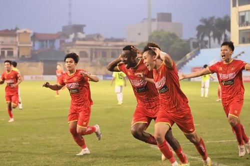 Xác định đội bóng đầu tiên giành vé lên chơi tại V-League 2023