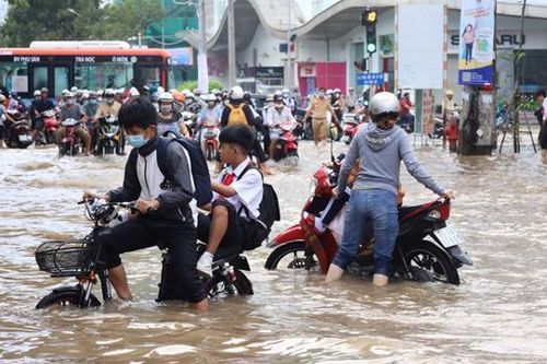 Cần Thơ: Linh hoạt phương án dạy học ứng phó với đợt triều cường mới