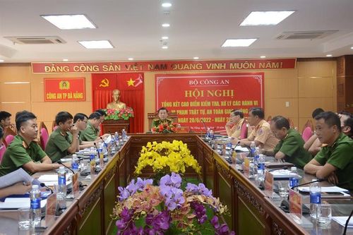 Chuyển biến tích cực sau 3 tháng cao điểm đảm bảo Trật tự an toàn giao thông
