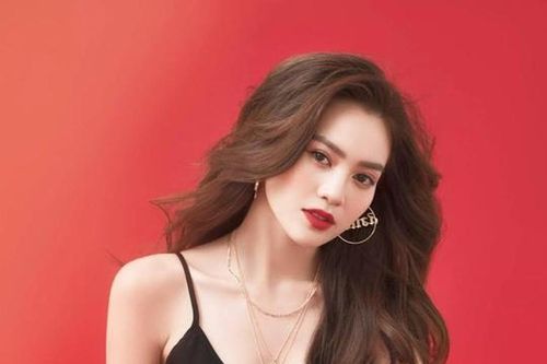 Nhan sắc rạng rỡ của 4 mỹ nhân từng chiến thắng bệnh ung thư