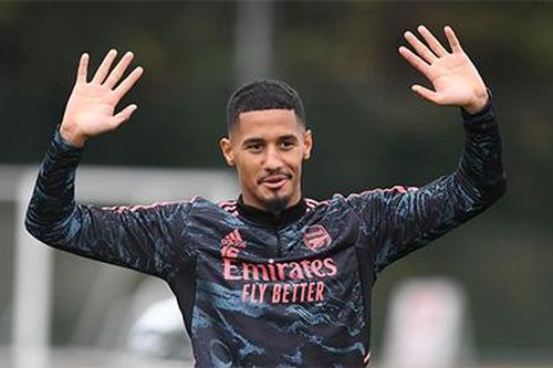 Sao Arsenal có thể thay suất của Varane ở tuyển Pháp dự World Cup 2022