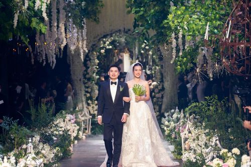 '1001 khoảnh khắc' hạnh phúc trong lễ cưới Đỗ Mỹ Linh và thiếu gia Đỗ Vinh Quang