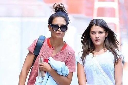 Mẹ đơn thân Katie Holmes tiết lộ cách nuôi dạy con đáng nể