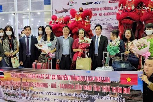Chuyến bay quốc tế đầu tiên quay lại Huế sau đại dịch