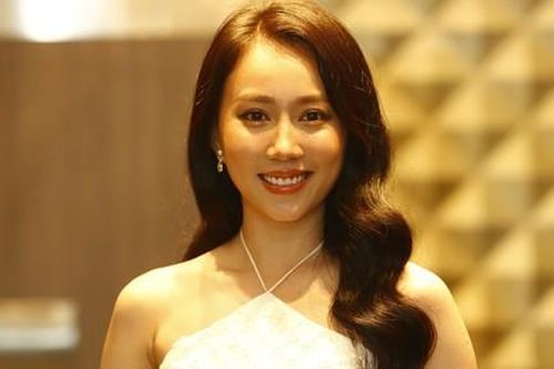 Dàn người đẹp khoe sắc trên thảm đỏ ra mắt phim mới