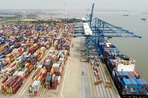 Hải Phòng: Xem xét giảm 50% phí hạ tầng cảng biển đối với hàng hóa vận chuyển bằng đường thủy nội địa