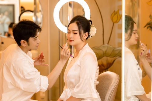 Dịch vụ mùa cưới đắt khách, cô dâu, chú rể khó đặt lịch