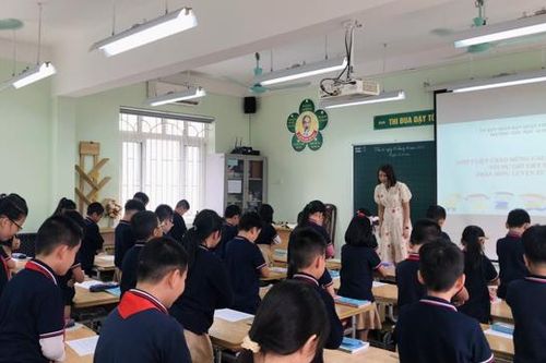 Nhân rộng việc thực hiện 'Văn hóa cúi chào'