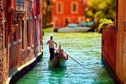 Du khách trộm thuyền ở Venice đối mặt án hình sự và hơn 300 triệu đồng tiền phạt