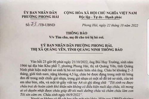 Bé trai 2 tháng tuổi bị bỏ trong túi đen trước nhà dân