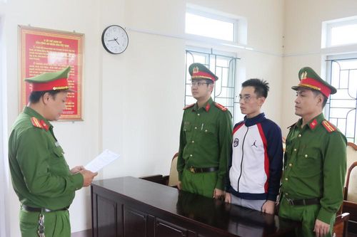 Muốn gỡ lại tiền ảo bị mất, người phụ nữ bị lừa thêm gần 1 tỷ đồng