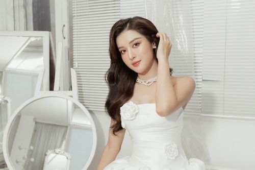 Á hậu Huyền My: Ở tuổi này, tôi may mắn vì đang được sống với đam mê
