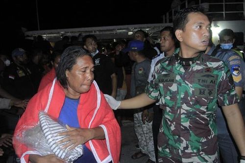 Cháy tàu biển chở khách ở Indonesia làm 14 người thiệt mạng