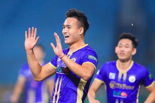 Đội bóng Malaysia muốn lấy nguyên hàng thủ chủ lực của Hà Nội FC