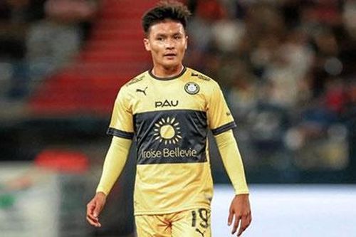 Quang Hải sắp trở lại đội hình chính của Pau FC