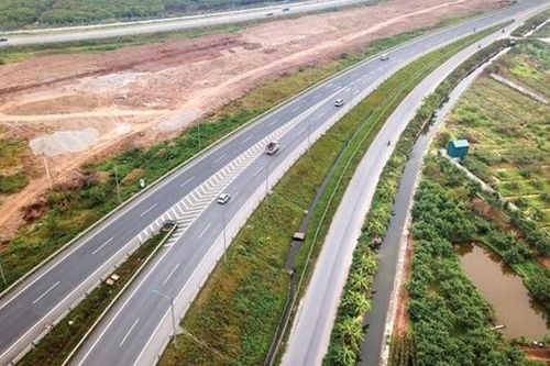 Đề xuất thưởng cho nhà thầu vượt tiến độ