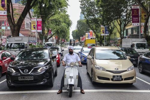 Giấy phép đi xe máy ở Singapore đã lên tới hơn 9.000 USD