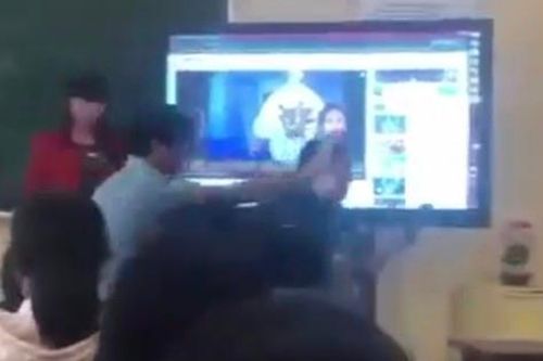Làm rõ vụ giáo viên nam to tiếng và đẩy giáo viên nữ ra khỏi lớp học tại Huế