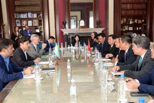Đoàn đại biểu cấp cao Đảng Cộng sản Việt Nam thăm và làm việc tại Argentina