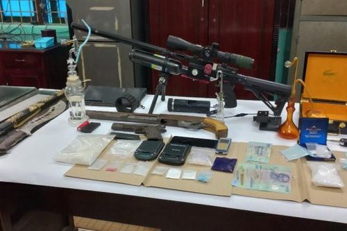 Nam Định: Triệt phá đường dây mua bán ma túy, thu giữ 3 khẩu súng