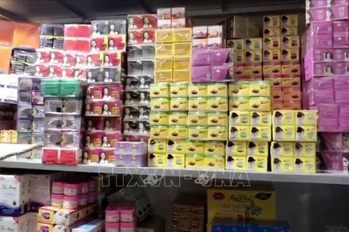 Phát hiện gần 20.000 hộp mỹ phẩm có dấu hiệu giả mạo nhãn mác