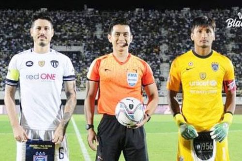 7 trọng tài ngoại điều khiển một số trận đấu ở V.League