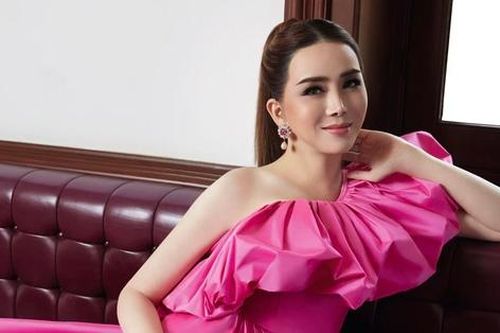 Nữ tỷ phú vừa mua lại Hoa hậu Hoàn vũ quyền lực cỡ nào?