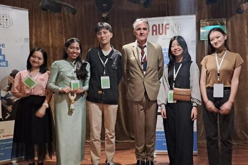 3 câu lạc bộ sinh viên Việt Nam gia nhập mạng lưới toàn cầu các CLB lãnh đạo trẻ Pháp ngữ