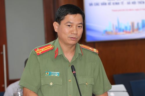 Hơn 200 app tín dụng đen do người nước ngoài cầm đầu