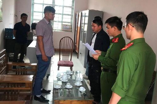 Bắt nguyên Phó Giám đốc Văn phòng đăng ký đất đai ở Cao Bằng vì 'vòi' tiền khi làm sổ đỏ