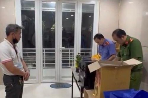 Bắt giam Giám đốc Công ty xăng dầu Phúc Thọ chỉ đạo hút trộm 80 tấn dầu